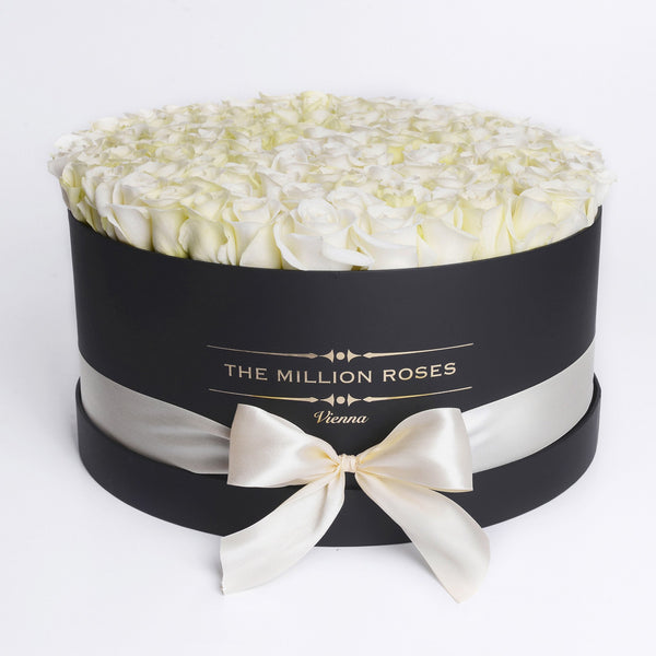 The Million Large Luxury Box - White Roses - Black Box - The Million Roses Slovakia