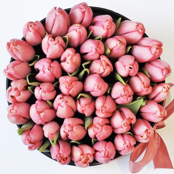 Small - Pink Tulips - Black Box - The Million Roses Slovakia
