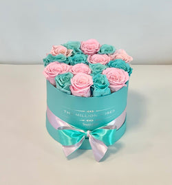 Light Pink & Tiffany Blue Eternity Roses - Small Tiffany Blue Box - The Million Roses Slovakia