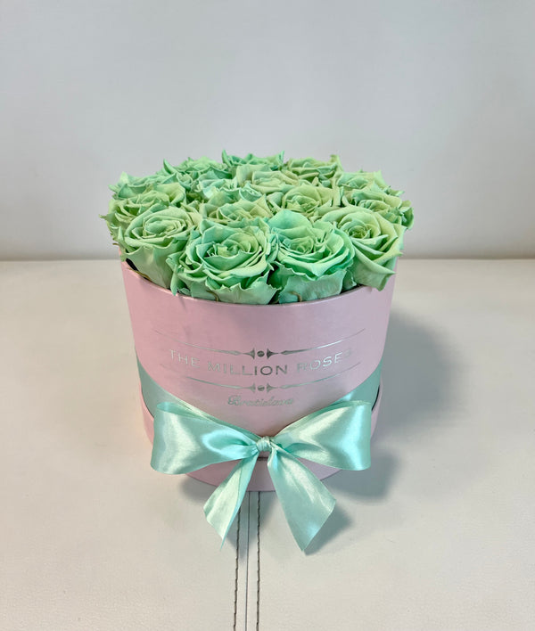 Light Green Eternity  Roses - Small Pink Box - The Million Roses Slovakia