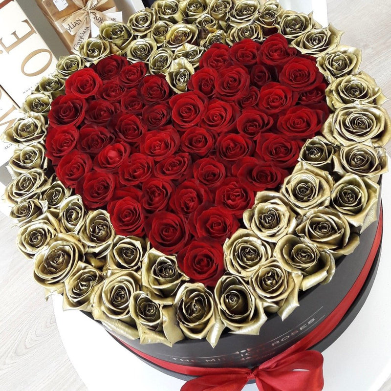 The Million Large Luxury Box - Gold Roses & Red Heart - The Million Roses Slovakia