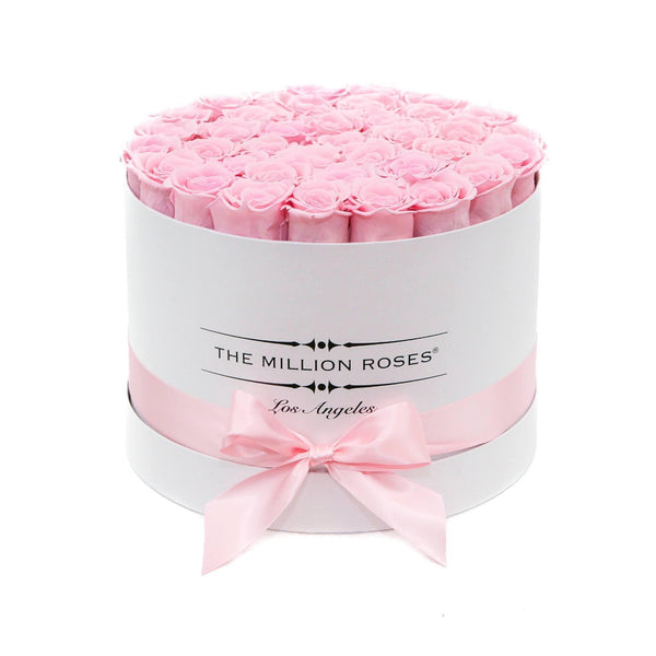 Medium - Pink Roses - White Box - The Million Roses Slovakia