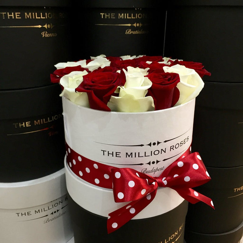 Small - Red & White Roses - White Box - The Million Roses Slovakia