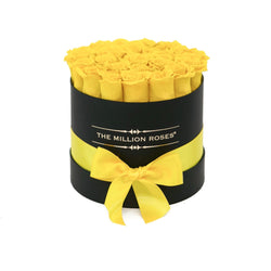 Small - Light Yellow Eternity Roses - Black Box - The Million Roses Slovakia