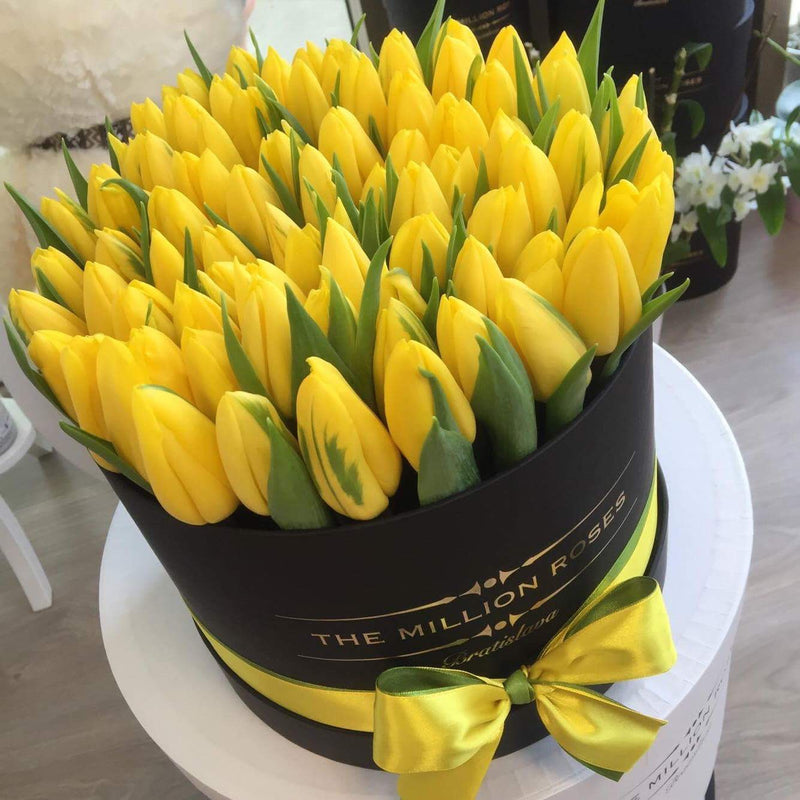 Medium- Yellow Tulips - Black Box - The Million Roses Slovakia